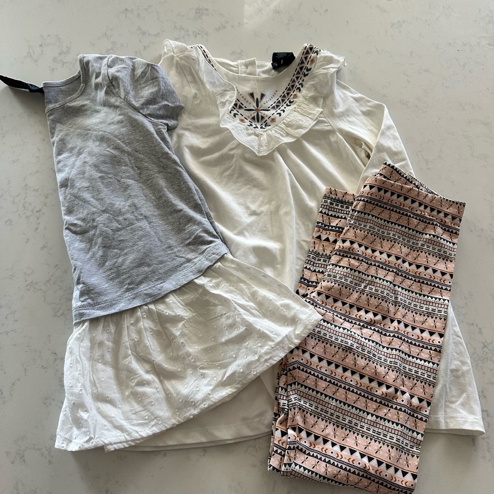 CYNTHIA ROWLEY 3 Piece Girl’s Set 7/8 Gray White Pink Leggings Blouse medium M